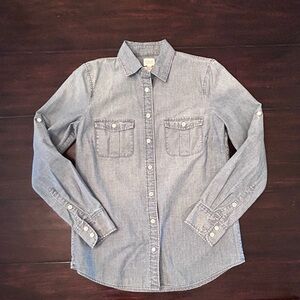 Women’s J. Crew Light Blue Casual Button Down Shirt